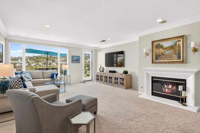 2538 Navarra Drive C, Carlsbad, CA 92009