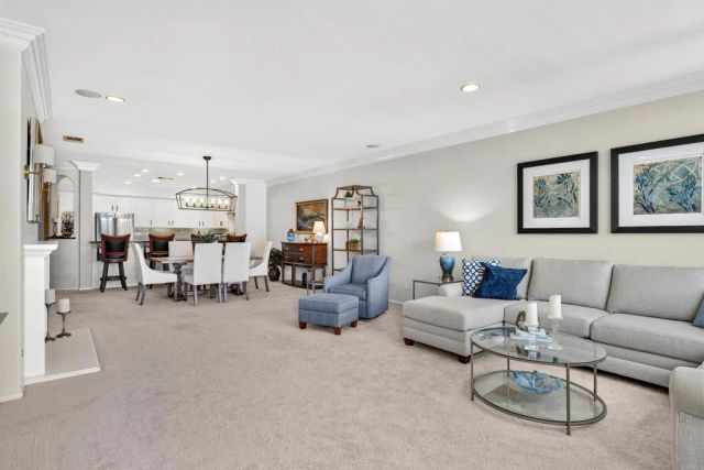 2538 Navarra Drive C, Carlsbad, CA 92009