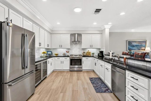 2538 Navarra Drive C, Carlsbad, CA 92009