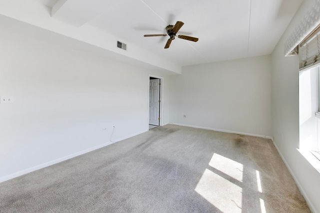 190 N Milwaukee Avenue 607, Wheeling, IL 60090