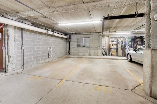 190 N Milwaukee Avenue 607, Wheeling, IL 60090