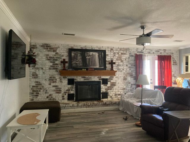 2042 M St SW, Miami, OK 74354