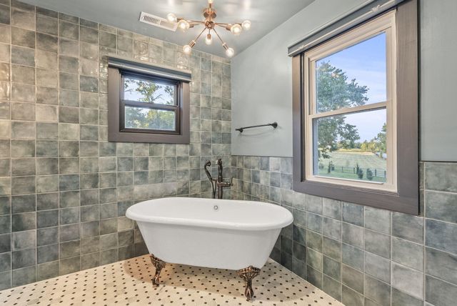 104 Lloyd Road, Georgetown, KY 40324