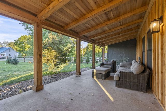 104 Lloyd Road, Georgetown, KY 40324