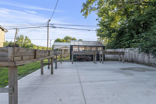 104 Lloyd Road, Georgetown, KY 40324