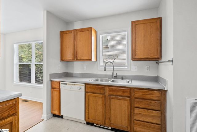 335 Woodlark Street, Greenville, SC 29607