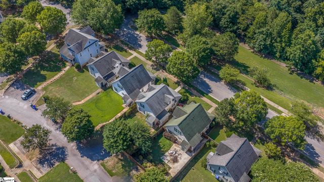 335 Woodlark Street, Greenville, SC 29607