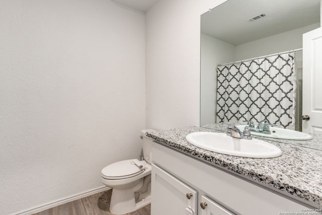 9211 Navarro Vista, Seguin, TX 78155