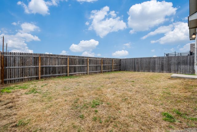 9211 Navarro Vista, Seguin, TX 78155