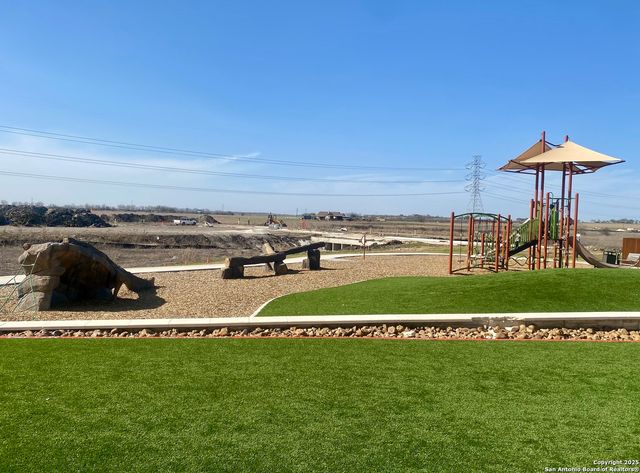 9211 Navarro Vista, Seguin, TX 78155