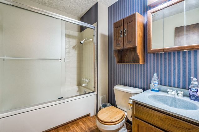 2302 Benbrook Drive, Carrollton, TX 75007