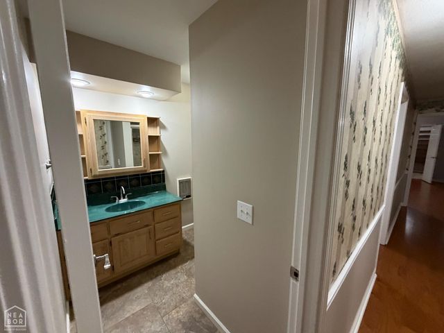 980 Dogwood Drive, Piggott, AR 72454