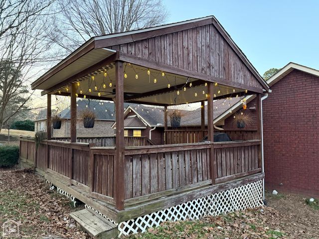 980 Dogwood Drive, Piggott, AR 72454