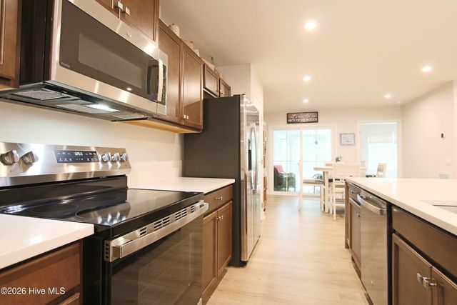 2049 Parow Lane NW, Calabash, NC 28467