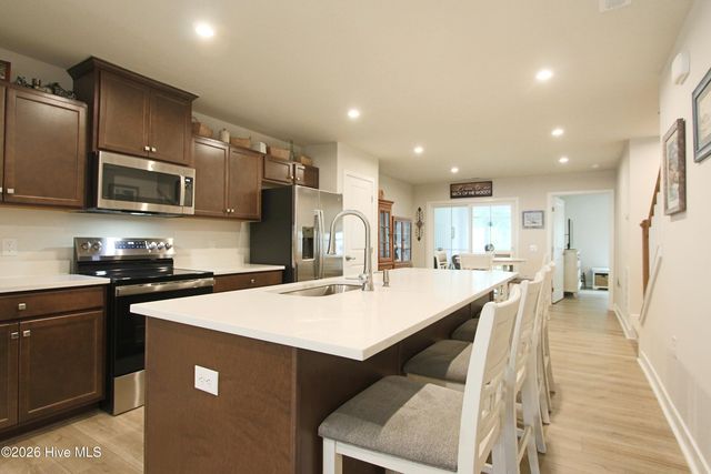 2049 Parow Lane NW, Calabash, NC 28467