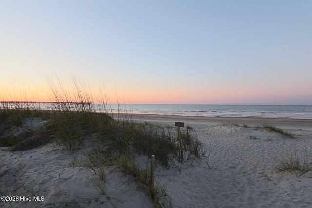 2049 Parow Lane NW, Calabash, NC 28467