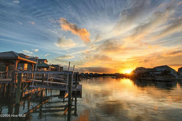 2049 Parow Lane NW, Calabash, NC 28467