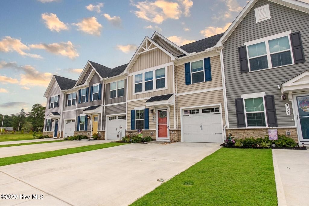 2049 Parow Lane NW, Calabash, NC 28467