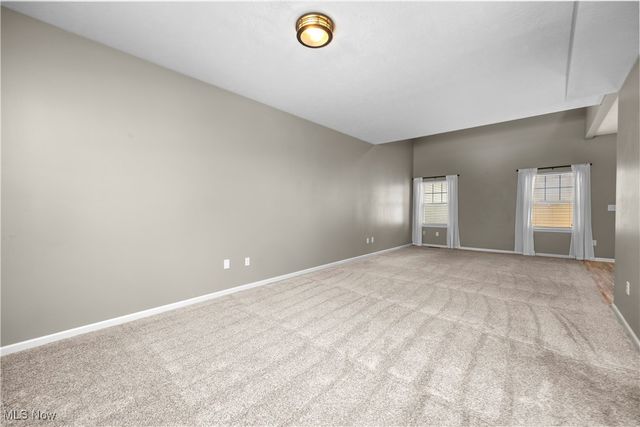 4989 Greenflower Street, North Olmsted, OH 44070