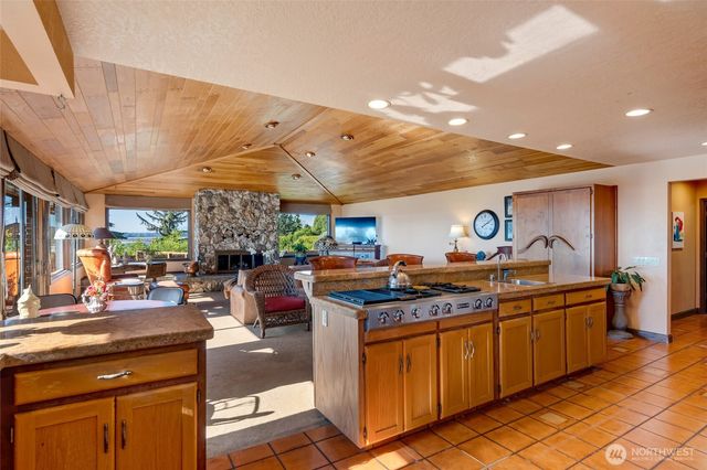 416 Alverson Boulevard, Everett, WA 98201