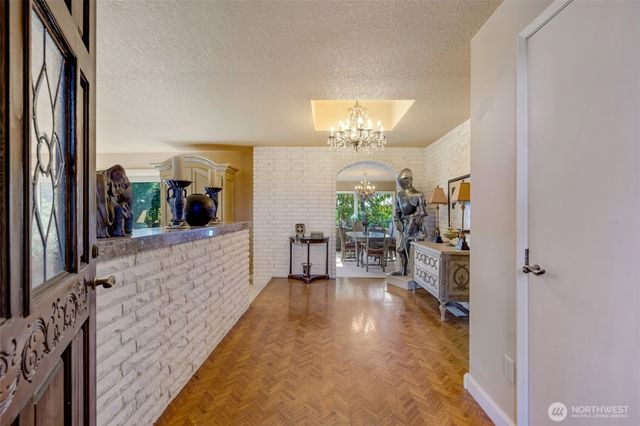 416 Alverson Boulevard, Everett, WA 98201