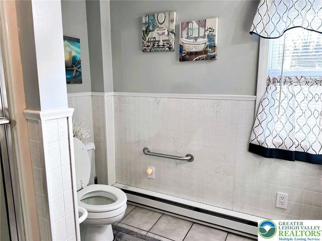 201 Church Street, Catasauqua Boro, PA 18032