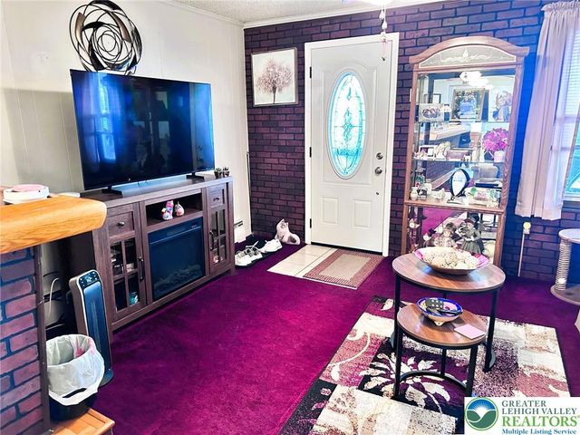 201 Church Street, Catasauqua Boro, PA 18032