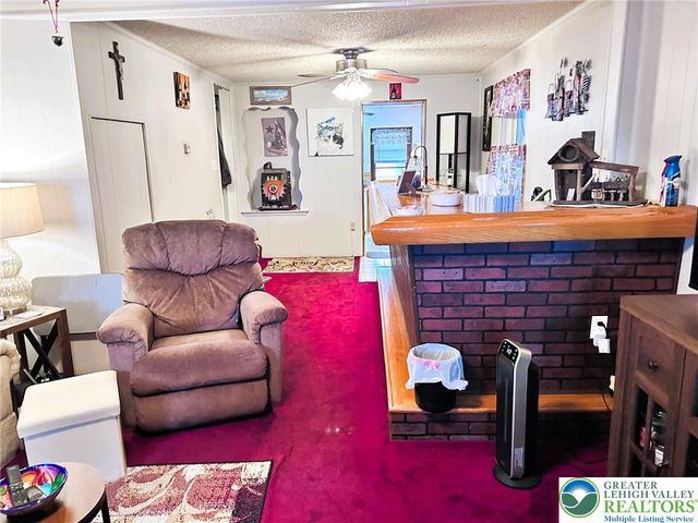 201 Church Street, Catasauqua Boro, PA 18032