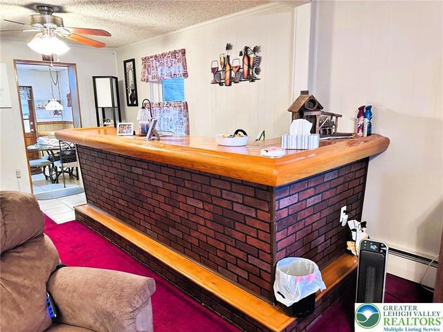 201 Church Street, Catasauqua Boro, PA 18032