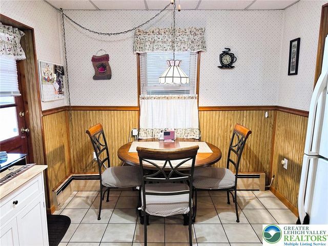 201 Church Street, Catasauqua Boro, PA 18032