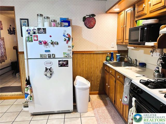 201 Church Street, Catasauqua Boro, PA 18032