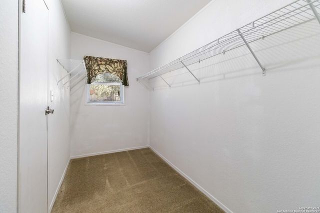 303 County Road 425, Stockdale, TX 78160