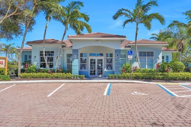 3716 Oleander Ter, Riviera Beach, FL 33404
