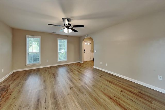 2250 Winthrope Way Drive, Alpharetta, GA 30009