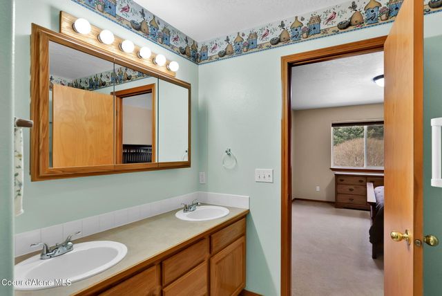 16649 N Sitka RD, Rathdrum, ID 83858