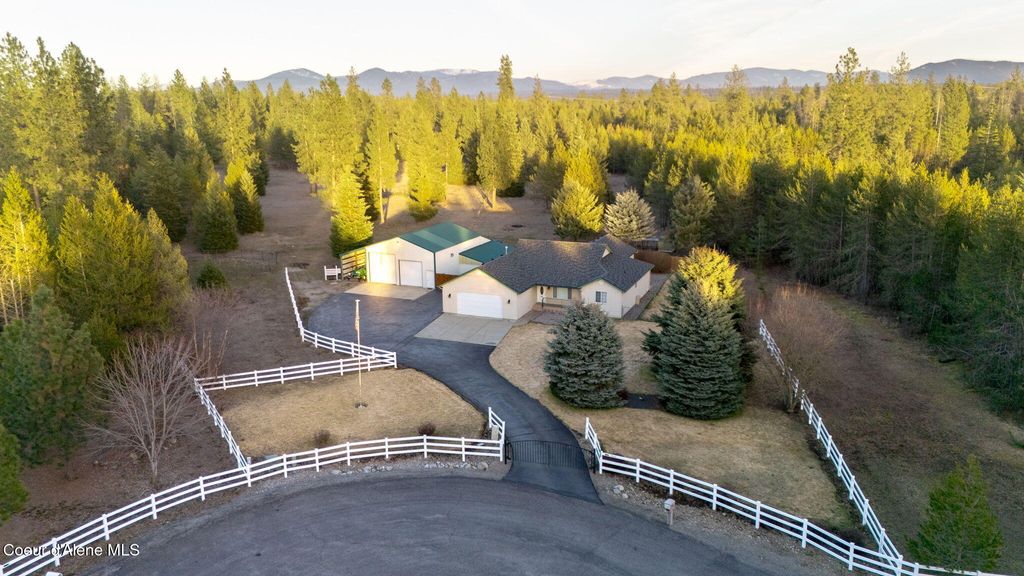 16649 N Sitka RD, Rathdrum, ID 83858