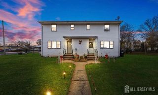 16 Millstone Road, Franklin, NJ 08873