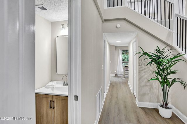 2936 OLD ORCHARD Road, Jacksonville, FL 32257