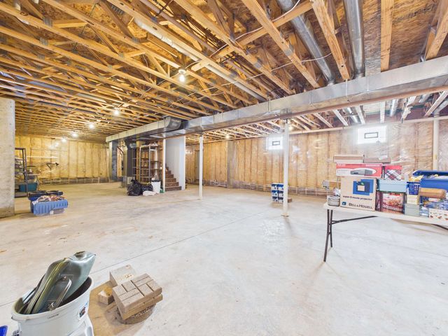 5766 N 200 West Road, Huntington, IN 46750