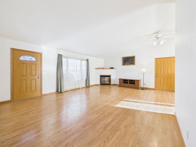 5766 N 200 West Road, Huntington, IN 46750