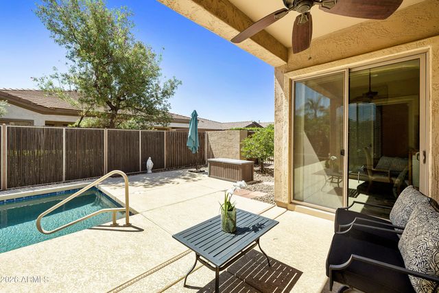 4735 E SOURWOOD Drive, Gilbert, AZ 85298