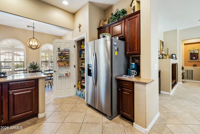 4735 E SOURWOOD Drive, Gilbert, AZ 85298