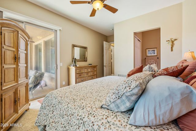 4735 E SOURWOOD Drive, Gilbert, AZ 85298