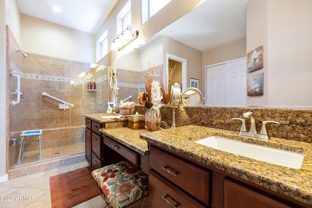 4735 E SOURWOOD Drive, Gilbert, AZ 85298