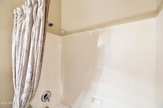 4735 E SOURWOOD Drive, Gilbert, AZ 85298