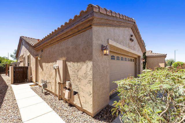 4735 E SOURWOOD Drive, Gilbert, AZ 85298