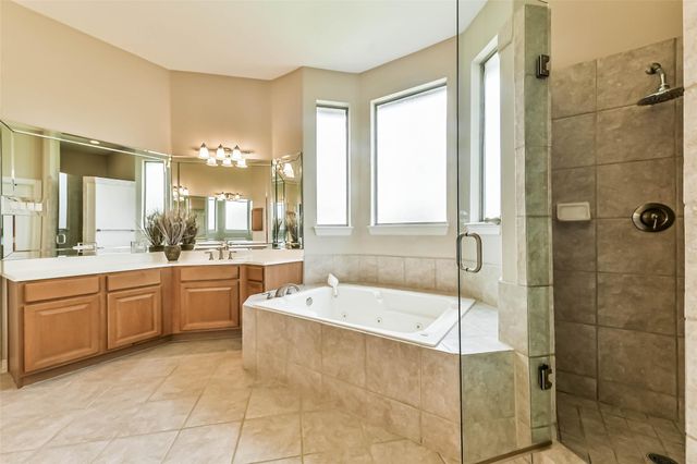 310 Del Monte Drive, Friendswood, TX 77546