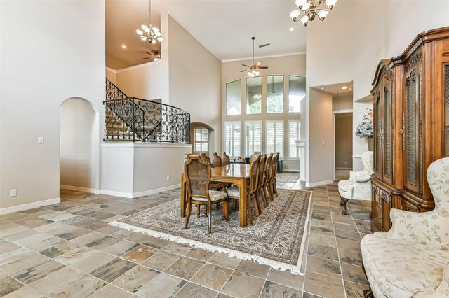 310 Del Monte Drive, Friendswood, TX 77546