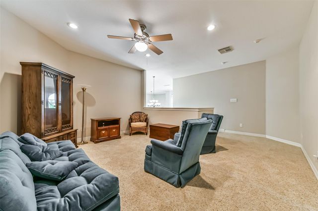 310 Del Monte Drive, Friendswood, TX 77546