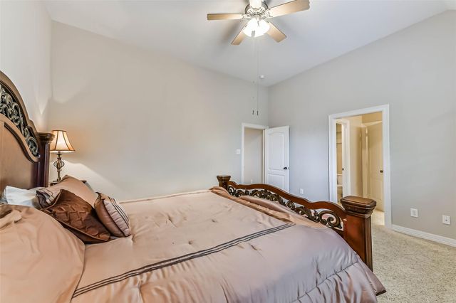 310 Del Monte Drive, Friendswood, TX 77546